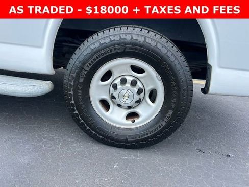 Used 2020 Chevrolet Express 2500 w/ Driver Convenience Package image 10