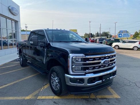 Used 2026 Ford F250 Lariat AWD/4WD image 8