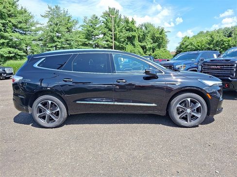 Certified 2022 Buick Enclave Essence w/ Experience Buick Package image 7