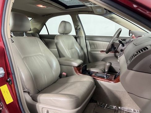 Used 2005 Toyota Camry XLE image 31