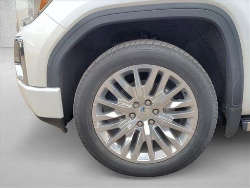 Used 2019 GMC Sierra 1500 Denali w/ Denali Ultimate Package image 23