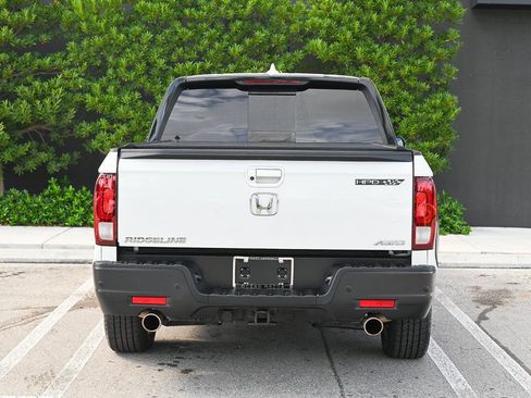 Used 2022 Honda Ridgeline Black Edition image 5