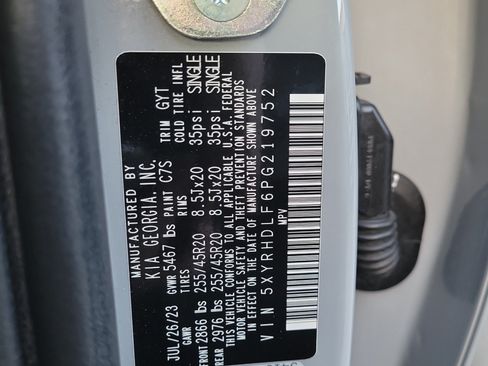 Certified 2023 Kia Sorento X-Line EX AWD/4WD image 32