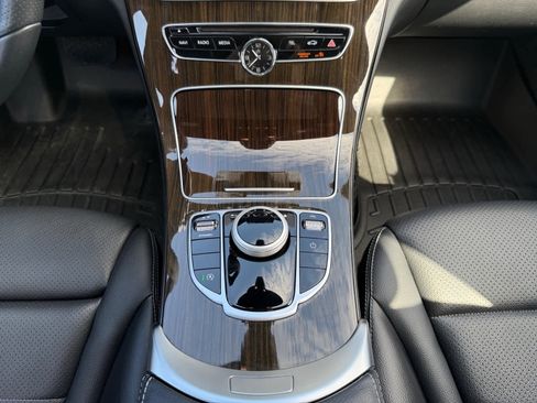 Used 2018 Mercedes-Benz C 300 Sedan image 15