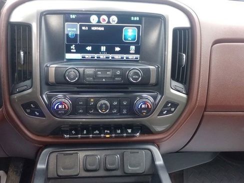 Used 2015 Chevrolet Silverado 2500 High Country w/ Duramax Plus Package image 14