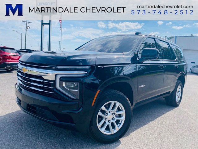 Used 2025 Chevrolet Tahoe LT RWD image 1