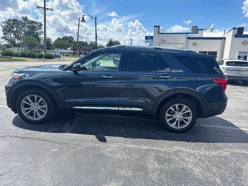 Certified 2023 Ford Explorer Limited w/ Equipment Group 301A AWD/4WD image 13