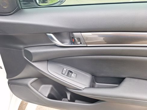 Used 2020 Honda Accord Sport image 36