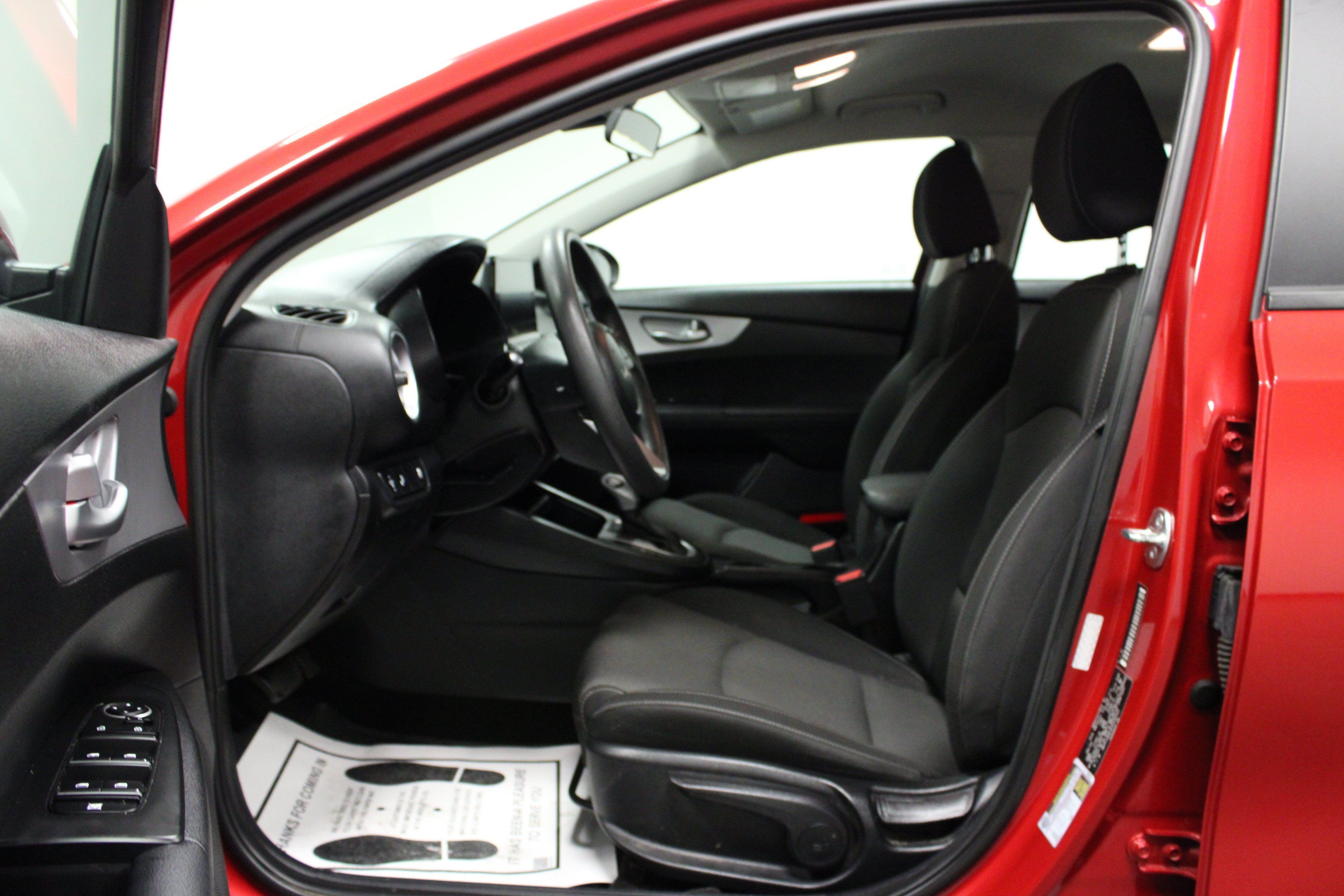 Used 2023 Kia Forte LXS w/ LXS Technology Package FWD image 12
