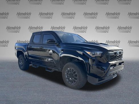 Used 2024 Toyota Tacoma TRD Sport RWD image 2