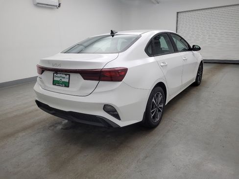 Used 2024 Kia Forte LXS image 9