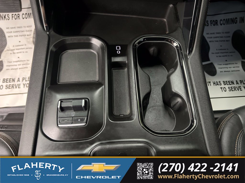 Used 2024 GMC Sierra 3500 AT4 w/ AT4 Premium Plus Package AWD/4WD image 31