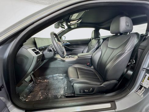 Used 2025 BMW 430i Coupe image 12