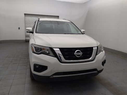 Used 2020 Nissan Pathfinder SL AWD/4WD image 14