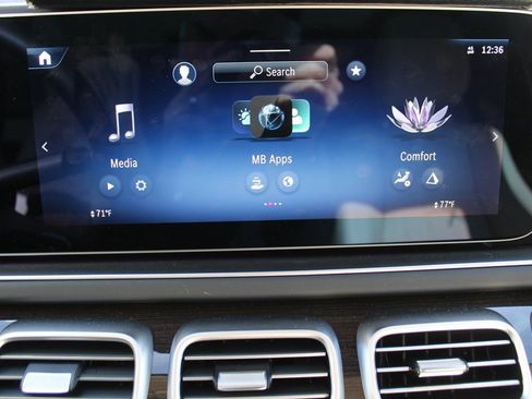 Certified 2026 Mercedes-Benz GLE 53 AMG 4MATIC image 45