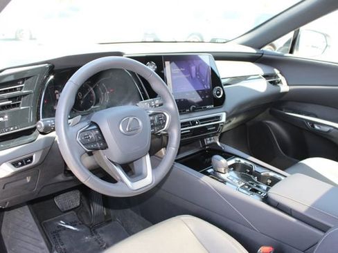 Certified 2024 Lexus RX 350 FWD w/ Technology Package image 12