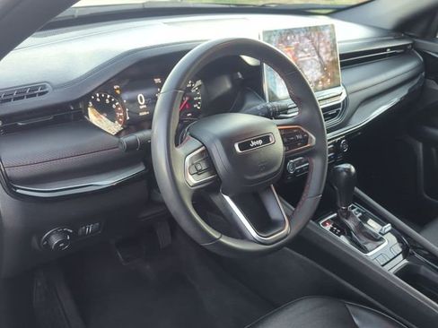 Used 2023 Jeep Compass Trailhawk image 12