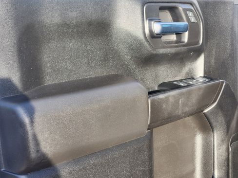 Used 2022 Chevrolet Silverado 1500 Custom Trail Boss image 19