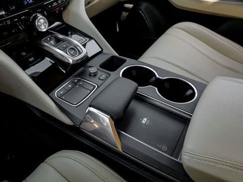 Used 2023 Acura MDX FWD image 24