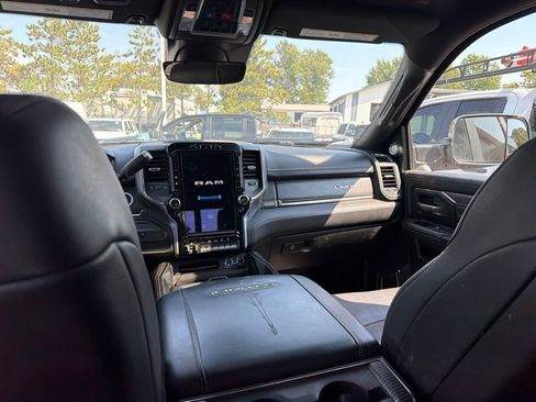 Used 2020 RAM 2500 Limited AWD/4WD image 22