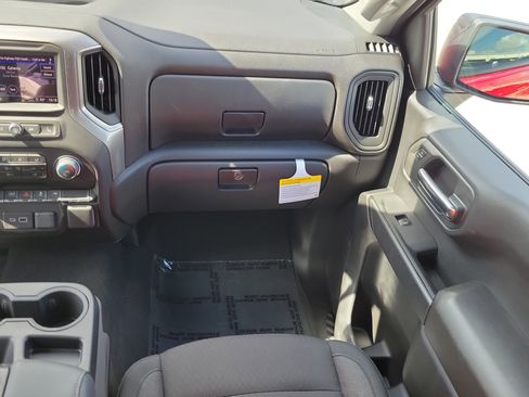 Used 2026 Chevrolet Silverado 1500 Custom RWD image 17