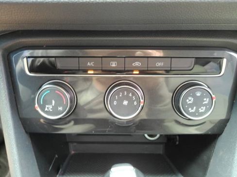 Used 2021 Volkswagen Tiguan S FWD image 44