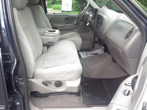 Used 2003 Ford F150 XLT RWD image 14