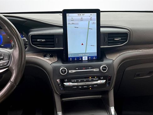 Used 2020 Ford Explorer Platinum w/ Premium Technology Package image 9