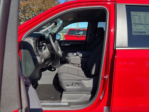 New 2026 Chevrolet Silverado 1500 LT image 8