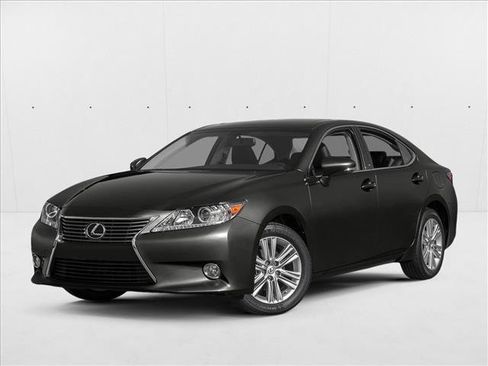 Used 2015 Lexus ES 350 w/ Luxury Package FWD image 1