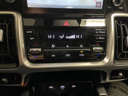 Used 2021 Kia Sorento S w/ Panoramic Sunroof Package image 30