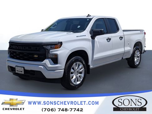 Used 2025 Chevrolet Silverado 1500 Custom AWD/4WD image 1
