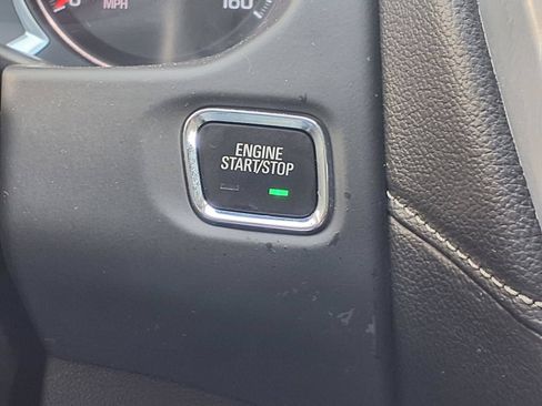 Used 2019 GMC Acadia SLT w/ Black Edition FWD image 14