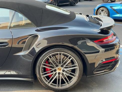 Used 2018 Porsche 911 Turbo AWD/4WD image 17