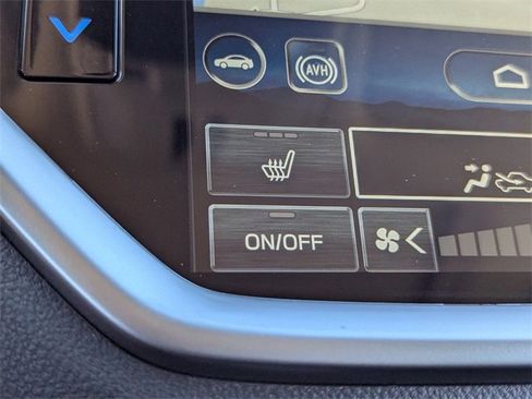 Certified 2024 Subaru Ascent Limited w/ Technology Package image 26