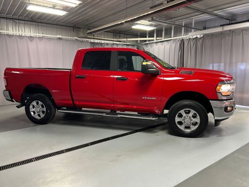 Used 2024 RAM 2500 Big Horn w/ Bed Utility Group image 8