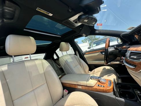 Used 2007 Mercedes-Benz S 550 image 15