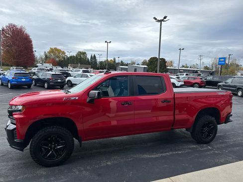 Used 2021 Chevrolet Silverado 1500 LT Trail Boss w/ Convenience Package II image 10