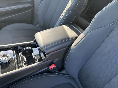 Used 2023 Jeep Grand Cherokee Laredo w/ Luxury Tech Group I image 22