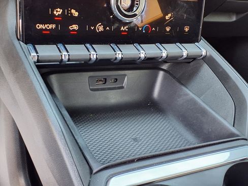 Used 2026 GMC Terrain Elevation image 11