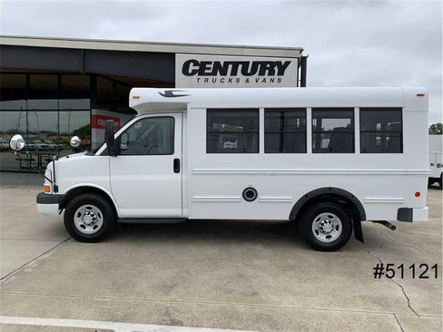 Used 2014 Chevrolet Express 3500 Cutaway Van w/ School Bus Package image 4