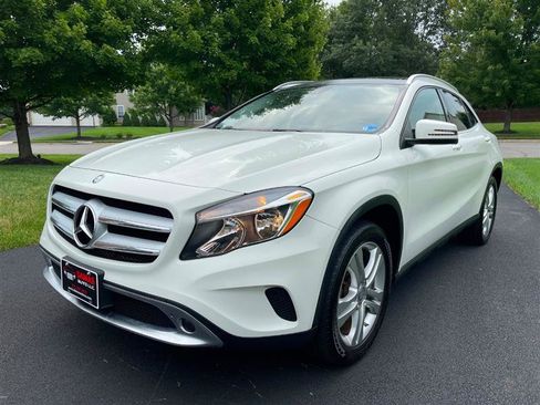 Used 2015 Mercedes-Benz GLA 250 4MATIC image 1