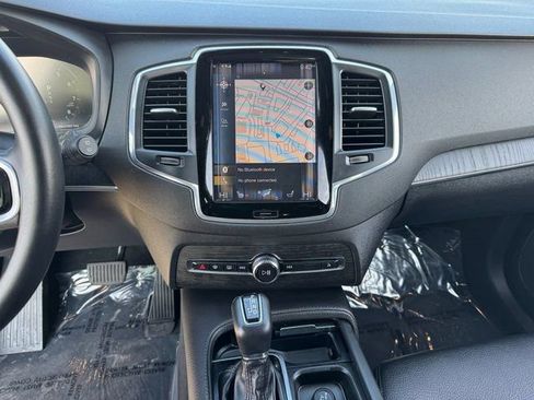 Used 2020 Volvo XC90 T6 Momentum w/ Protection Package Premier image 25