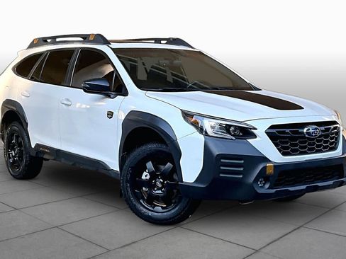 Used 2022 Subaru Outback Wilderness image 3
