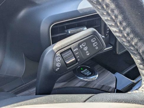 Used 2021 Ford Explorer Limited w/ Equipment Group 301A RWD image 26