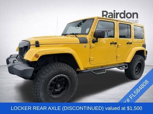 Used 2015 Jeep Wrangler Unlimited Sahara AWD/4WD image 3