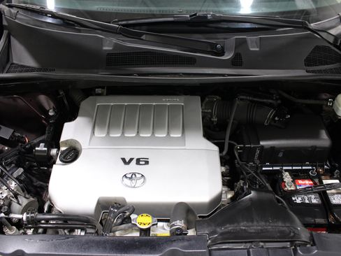 Used 2013 Toyota Highlander Limited FWD image 39