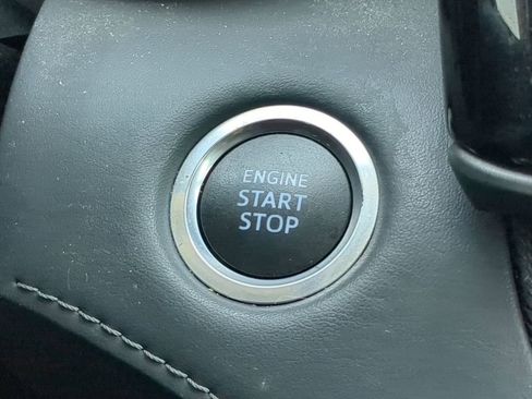 Used 2021 Toyota Highlander Limited image 28