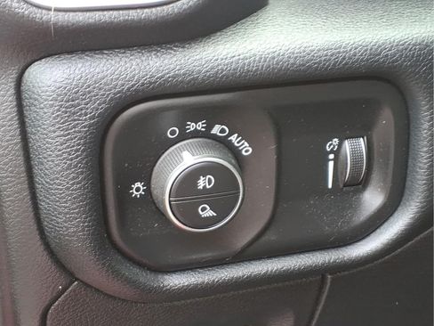 Used 2021 RAM 1500 Big Horn AWD/4WD image 19