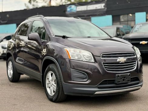Used 2016 Chevrolet Trax LT AWD/4WD image 1